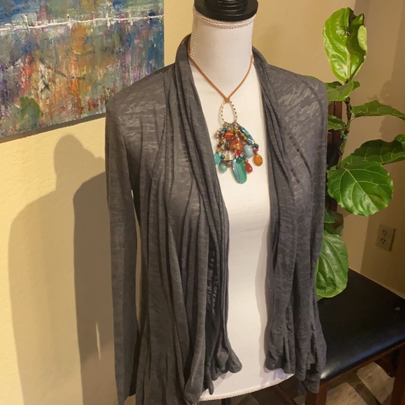 3/$20 Tart draped collar open cardigan preowned - Picture 2 of 9